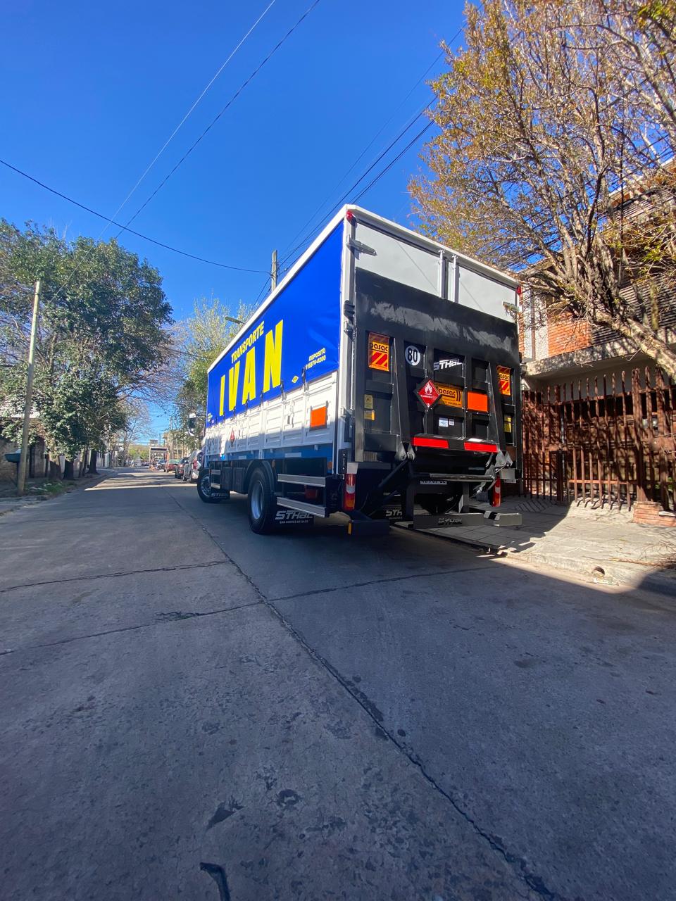 Transporte de cargas generales y peligrosas en Argentina